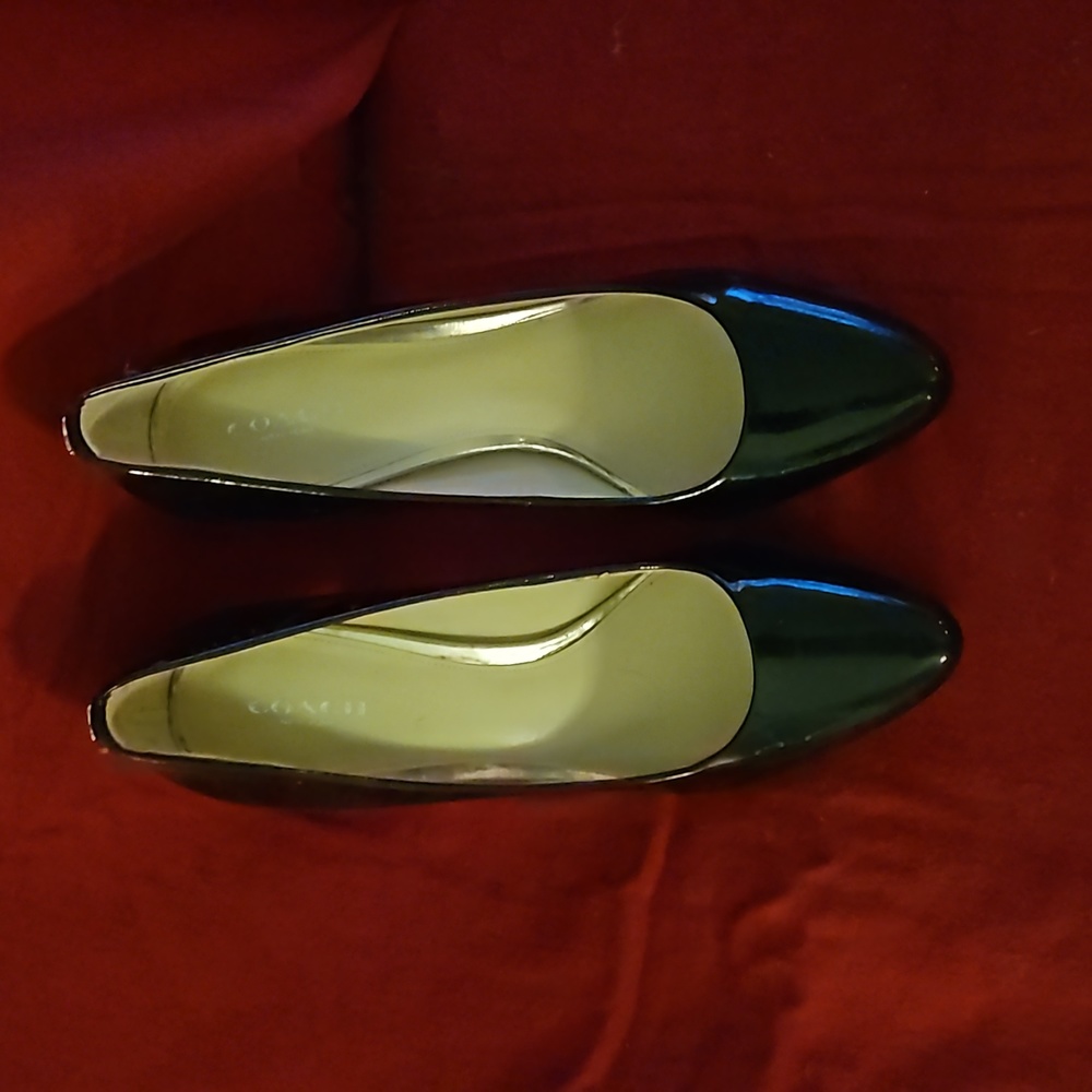 Coach patent leather 4in heels 👠
